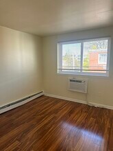 2 Van Zant St, Unit A5 in Norwalk, CT - Building Photo - Building Photo