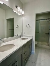 10440 Elm Cir in Saratoga, CA - Foto de edificio - Building Photo