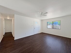 2703 Lancelot Dr in Oceanside, CA - Building Photo - Building Photo