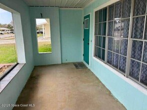 3210 Edgewood Dr NE in Palm Bay, FL - Building Photo - Building Photo
