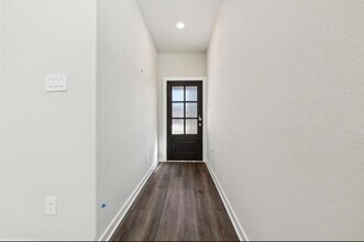 16656 Sterling Clf St in Conroe, TX - Building Photo - Building Photo