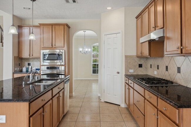 2319 Genesta Path in Sugar Land, TX - Building Photo - Building Photo