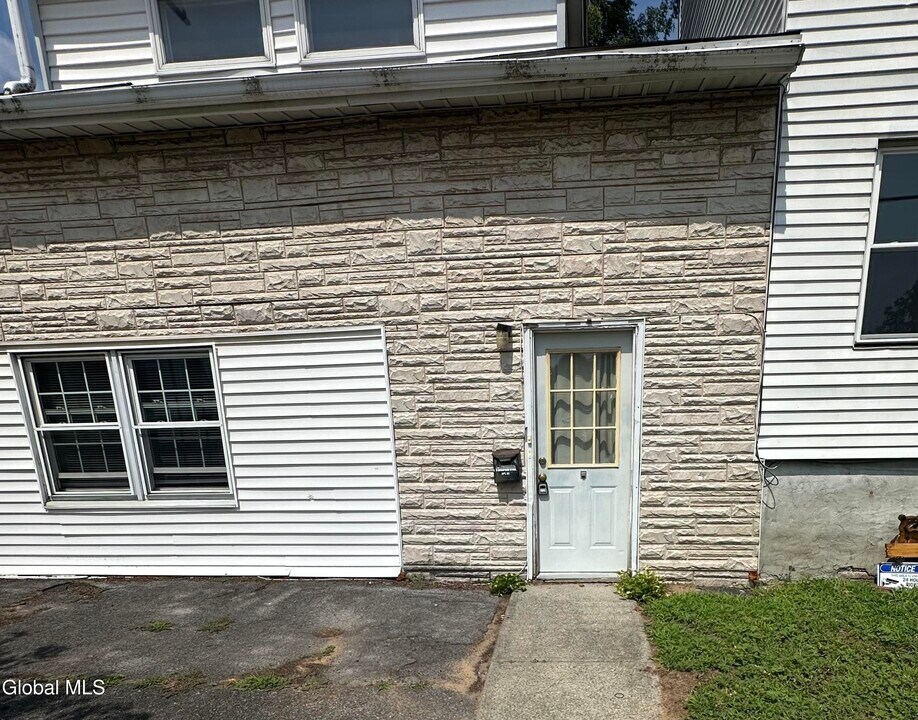 510 Bradford St in Albany, NY - Building Photo