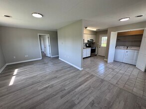 90 Connector St in Calvert City, KY - Building Photo - Building Photo