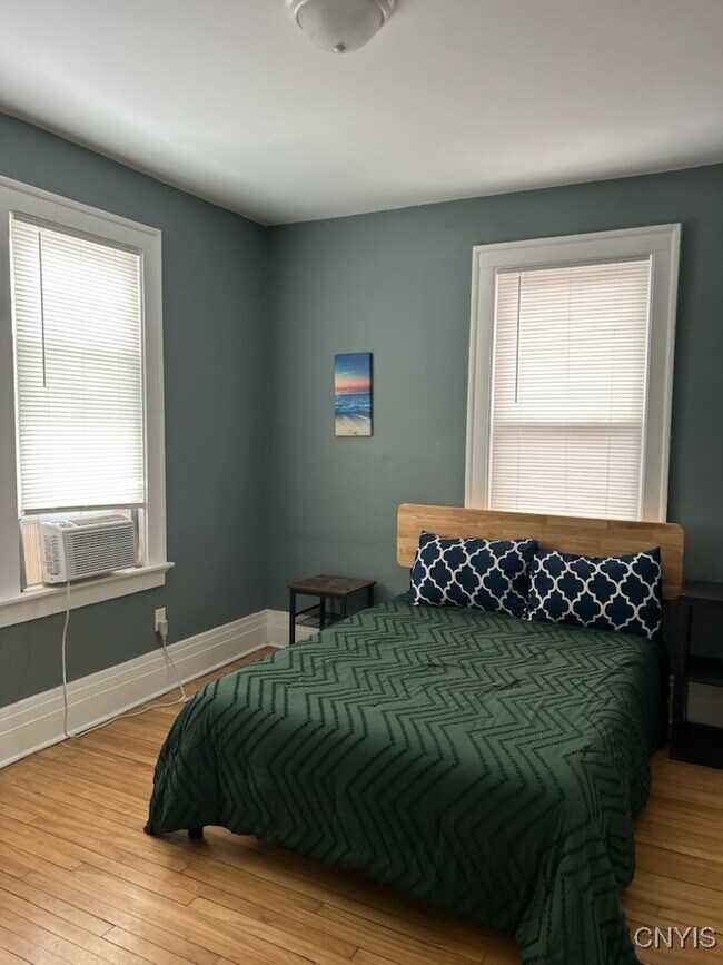 942 Euclid Ave in Syracuse, NY - Building Photo - Building Photo