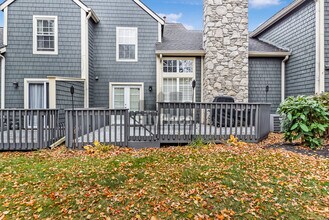 7497 Charrington Ct in Indianapolis, IN - Building Photo - Building Photo