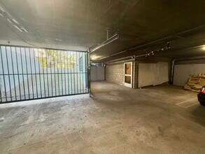 1937 Euclid St, Unit #105 in Santa Monica, CA - Building Photo - Building Photo