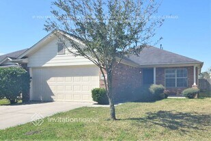 8567 Chaletford Dr in Houston, TX - Building Photo