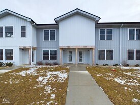 10149 Sherry Ln in Yorktown, IN - Building Photo