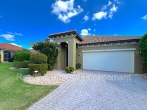 11915 Country Day Cir in Ft. Myers, FL - Building Photo - Building Photo