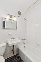 39 W 83rd St in New York, NY - Building Photo - Building Photo