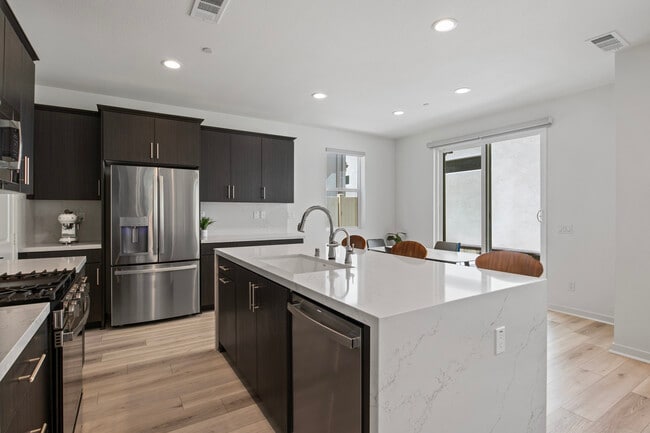 39532 Tannat Dr in Temecula, CA - Building Photo - Building Photo