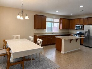 4723 W Gelding Dr in Glendale, AZ - Building Photo - Building Photo
