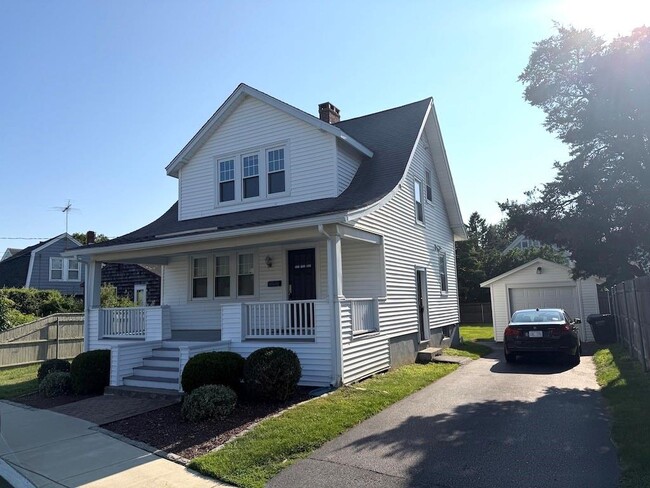 34 Caswell Ave