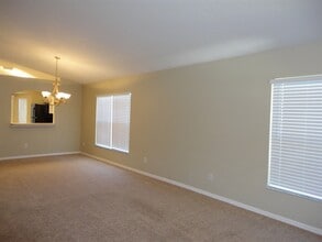18131 Birdwater Dr in Tampa, FL - Building Photo - Building Photo