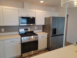 7703 Mossy Landing Ln in Knoxville, TN - Building Photo - Building Photo