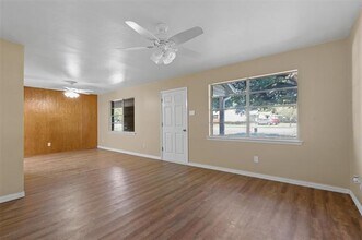 2825 N Story Rd in Irving, TX - Building Photo - Building Photo