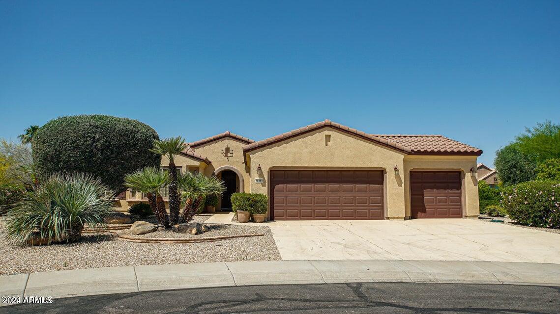 15450 W Miramonte Ct in Surprise, AZ - Foto de edificio