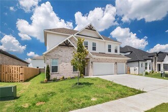 550 Apollo Dr in Centerton, AR - Building Photo - Building Photo