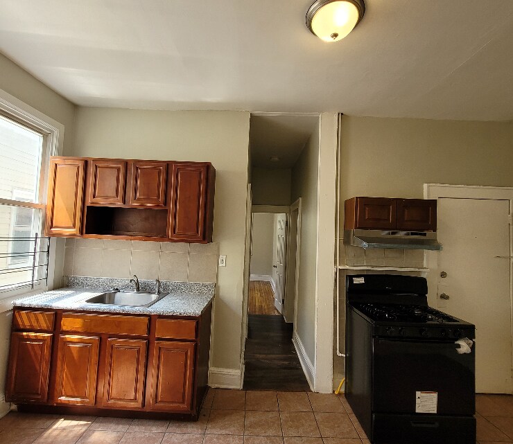 37 Hanford St, Unit 2L Photo