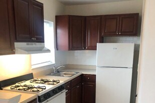 The Heritage Garden Apartments in Hackensack, NJ - Building Photo
