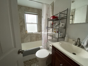 136 Burget Ave, Unit 1 in Medford, MA - Building Photo - Building Photo