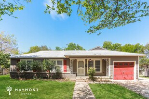 101 Wilmington Ave in Waxahachie, TX - Building Photo