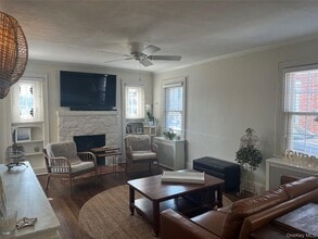 102 Atlantic Ave in Long Beach, NY - Foto de edificio - Building Photo