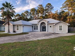 105 Camellia Dr in Kingsland, GA - Building Photo - Building Photo