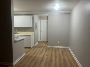 13945 Superior Rd in East Cleveland, OH - Building Photo - Building Photo