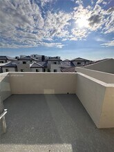 4470 NW 83rd Ave in Doral, FL - Building Photo - Building Photo