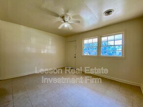 3020 Conmar St in Shreveport, LA - Building Photo - Building Photo