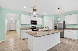 1686 Mineral Lp Dr NW in Palm Bay, FL - Building Photo - Building Photo