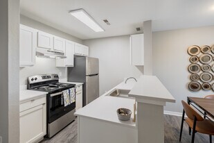 Landings at Cedar Creek in Monroe, MI - Building Photo