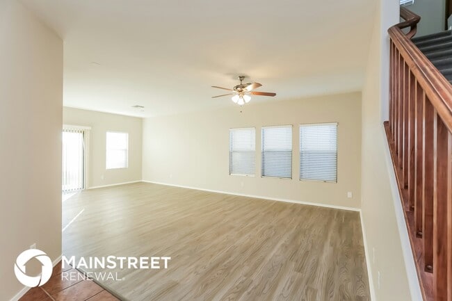 9519 N 81st Dr in Peoria, AZ - Foto de edificio - Building Photo