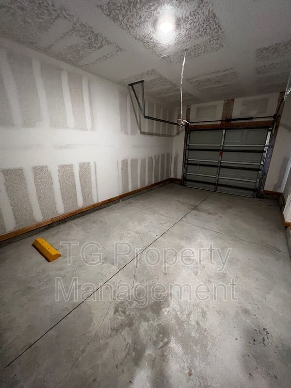 70 Oarsman Xing Dr in St. Augustine, FL - Foto de edificio - Building Photo