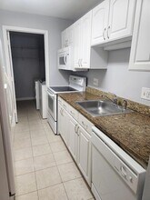 1195 Grafton St, Unit 2 in Worcester, MA - Building Photo - Building Photo