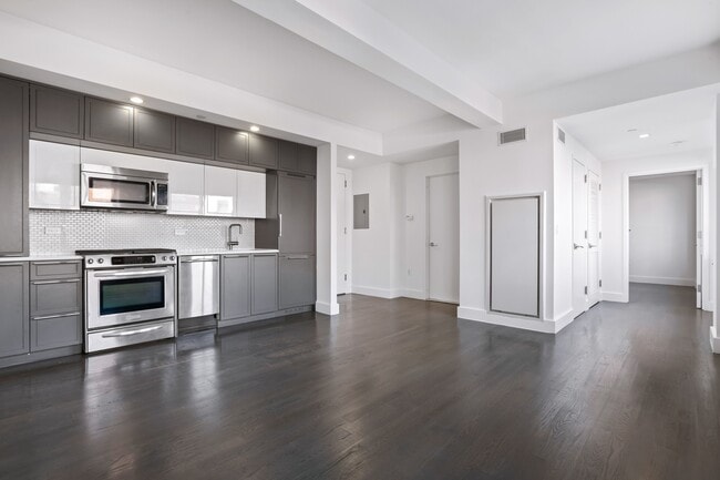 property at 432 W 52nd St