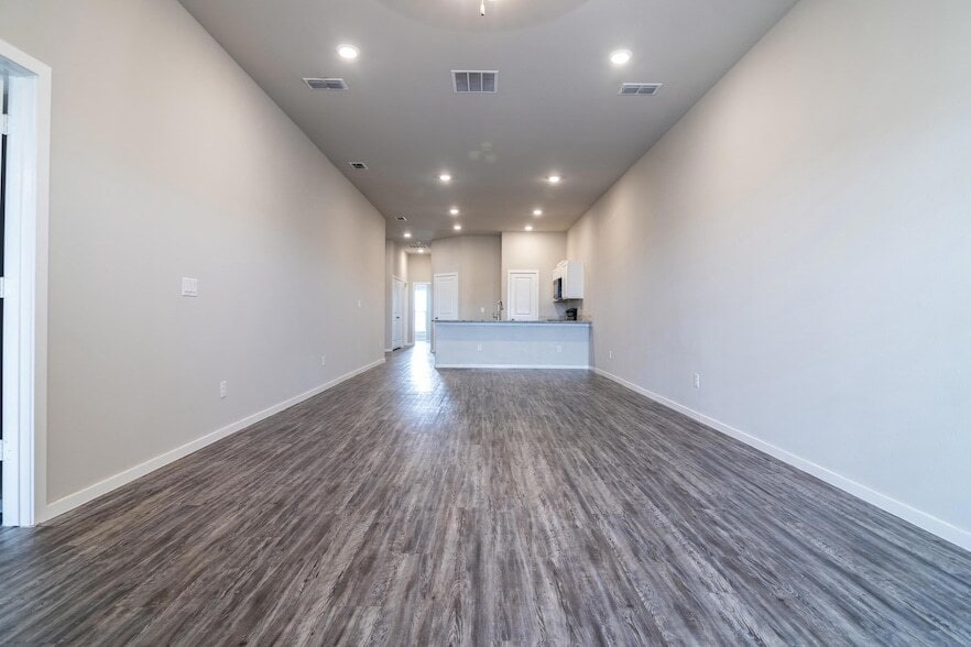 2117 Langford Ave, Unit Unit B in Lubbock, TX - Building Photo