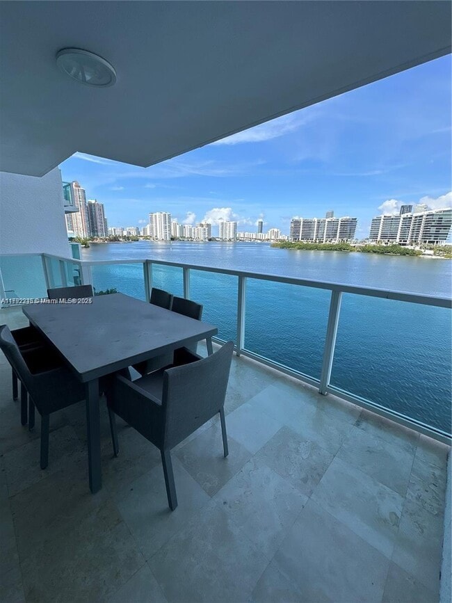 3201 NE 183rd St, Unit # 507 in Aventura, FL - Building Photo - Building Photo