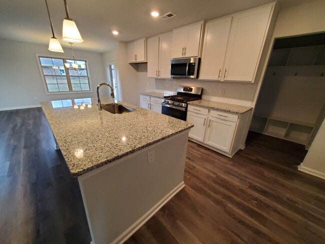 120 Sublett Dr in Hazel Green, AL - Building Photo - Building Photo