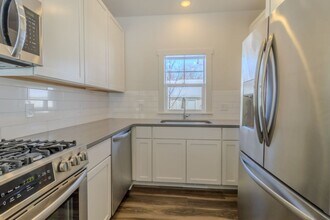 1560 Simsbury St in Traverse City, MI - Building Photo - Building Photo