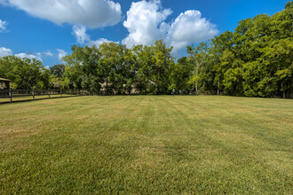 Arbor Park Apartments in Beaumont, TX - Building Photo - Building Photo