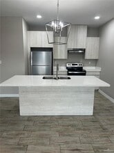 22-3 1/2 3 1/2 St in La Joya, TX - Building Photo - Building Photo