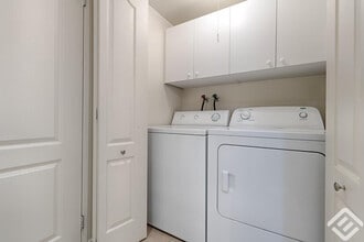 2727 Rue Saint-Patrick in Montréal, QC - Building Photo - Building Photo