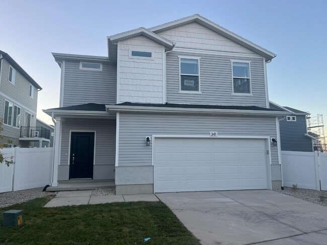 property at 340 N Colonnade Rd