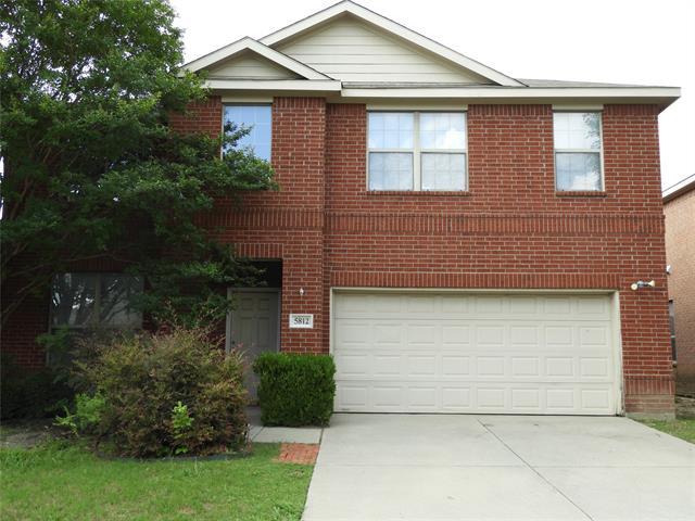 5812 Quicksilver Dr in McKinney, TX - Foto de edificio