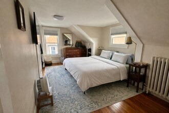 56-58-58 Lexington St in Newton, MA - Building Photo - Building Photo