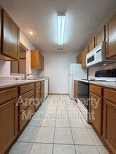 1660 Swanson Dr in Syracuse, NE - Building Photo - Building Photo