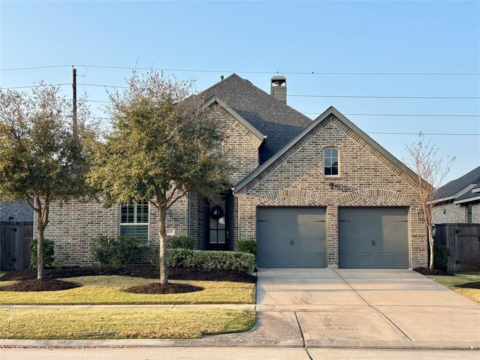 28438 Asher Falls Ln in Fulshear, TX - Building Photo